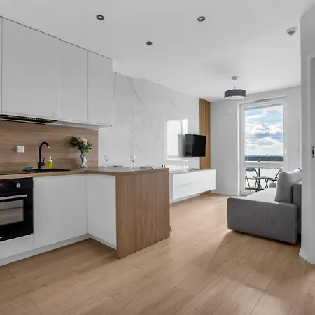 8th Floor Wlochy - Balcony, Workspace, Ac - By Rentujemy Varsó