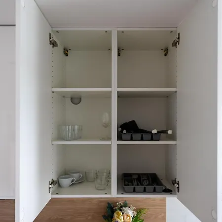 Apartman 8th Floor Wlochy - Balcony, Workspace, Ac - By Rentujemy Varsó