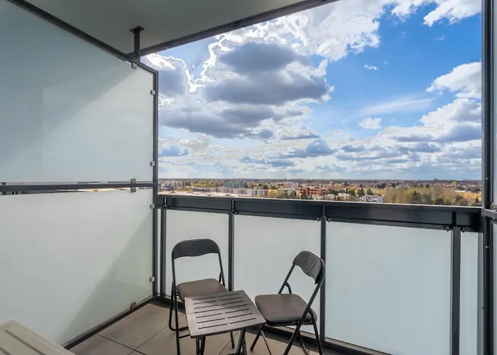 8th Floor Wlochy - Balcony, Workspace, Ac - By Rentujemy Lejlighed *