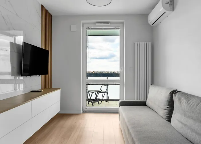 8th Floor Wlochy - Balcony, Workspace, Ac - By Rentujemy Lejlighed