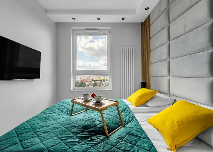 8th Floor Wlochy - Balcony, Workspace, Ac - By Rentujemy Lejlighed Warszawa