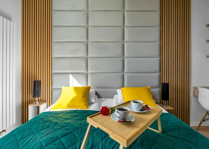 8th Floor Wlochy - Balcony, Workspace, Ac - By Rentujemy Lejlighed *