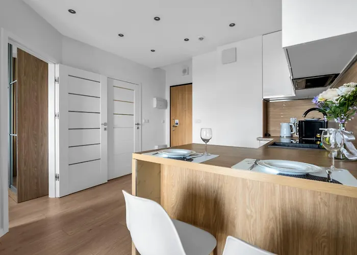 8th Floor Wlochy - Balcony, Workspace, Ac - By Rentujemy Lejlighed Warszawa