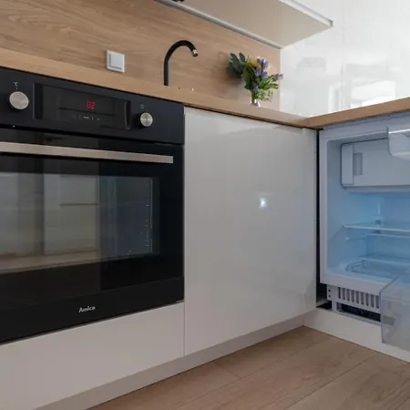 Apartment 8th Floor Wlochy - Balcony, Workspace, Ac - By Rentujemy *